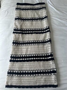 Sincerely Jules Black & White Crochet Knit Skirt Size Medium